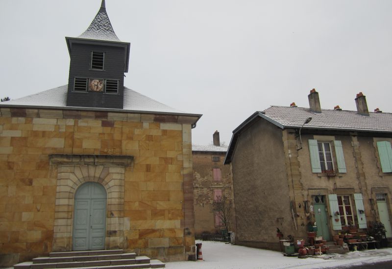 Baccarat - cour de la manufacture chapelle photos f. Krier
