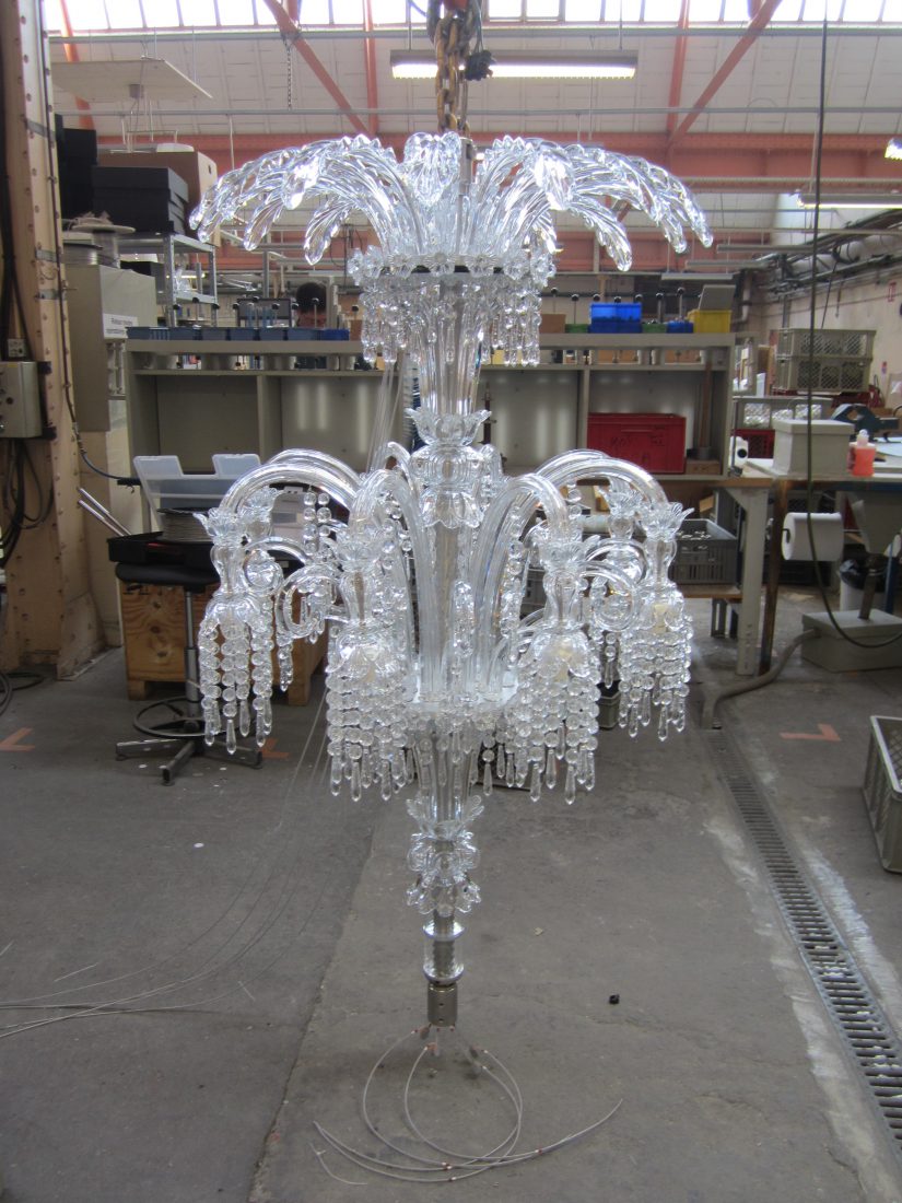 baccarat-manufacture - fabrique lampe pampilles verre photo françoyse Krier