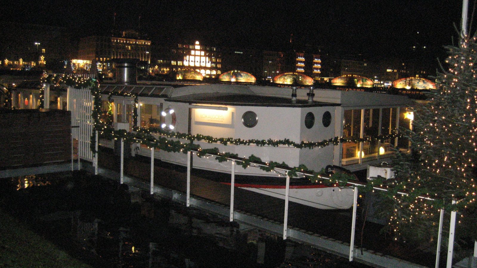 hambourg Noël - bateaux sur le Binnenalster 