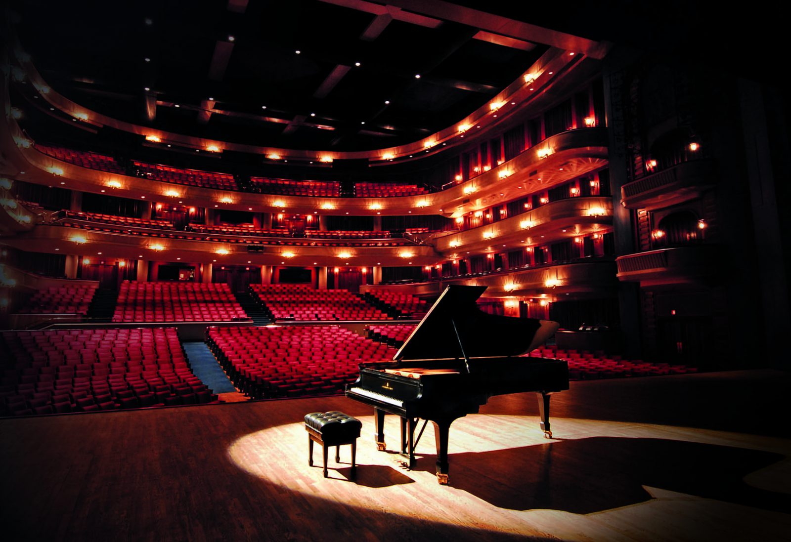 Piano sur une scène de concert @Steinway and Sons 