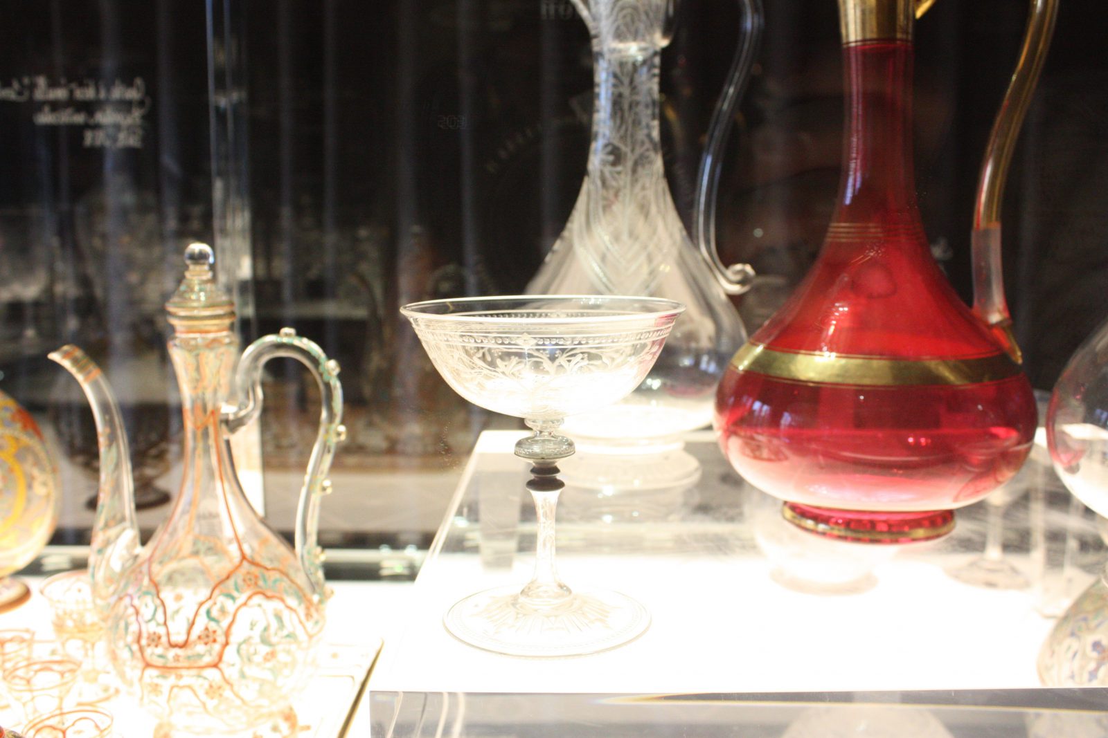 Maison Baccarat Paris vitrine verres 