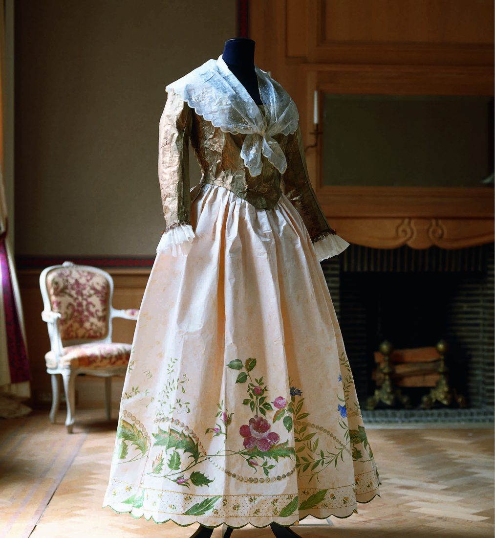 Once upon a time - Pierrot Jacket isabelle de Borchgrave