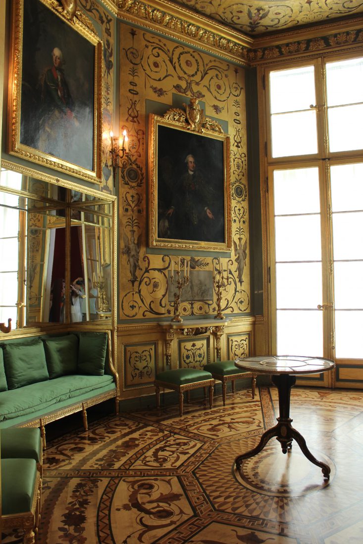 Pologne varsovie intérieur du château royal 