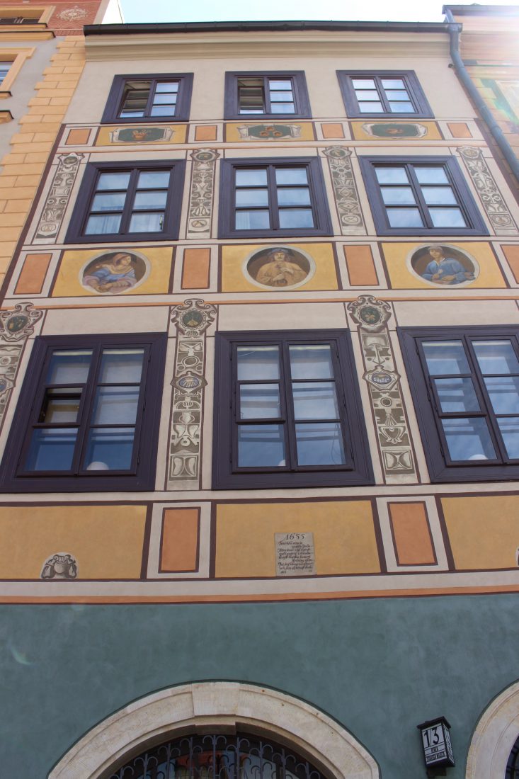 Pologne varsovie maison colorée vieille ville