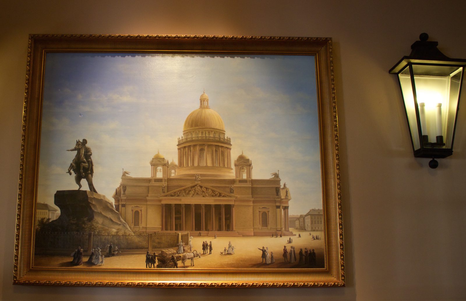 Saint Petersbourg Le Belmond Grand Hôtel Europe tableau à l'entrée