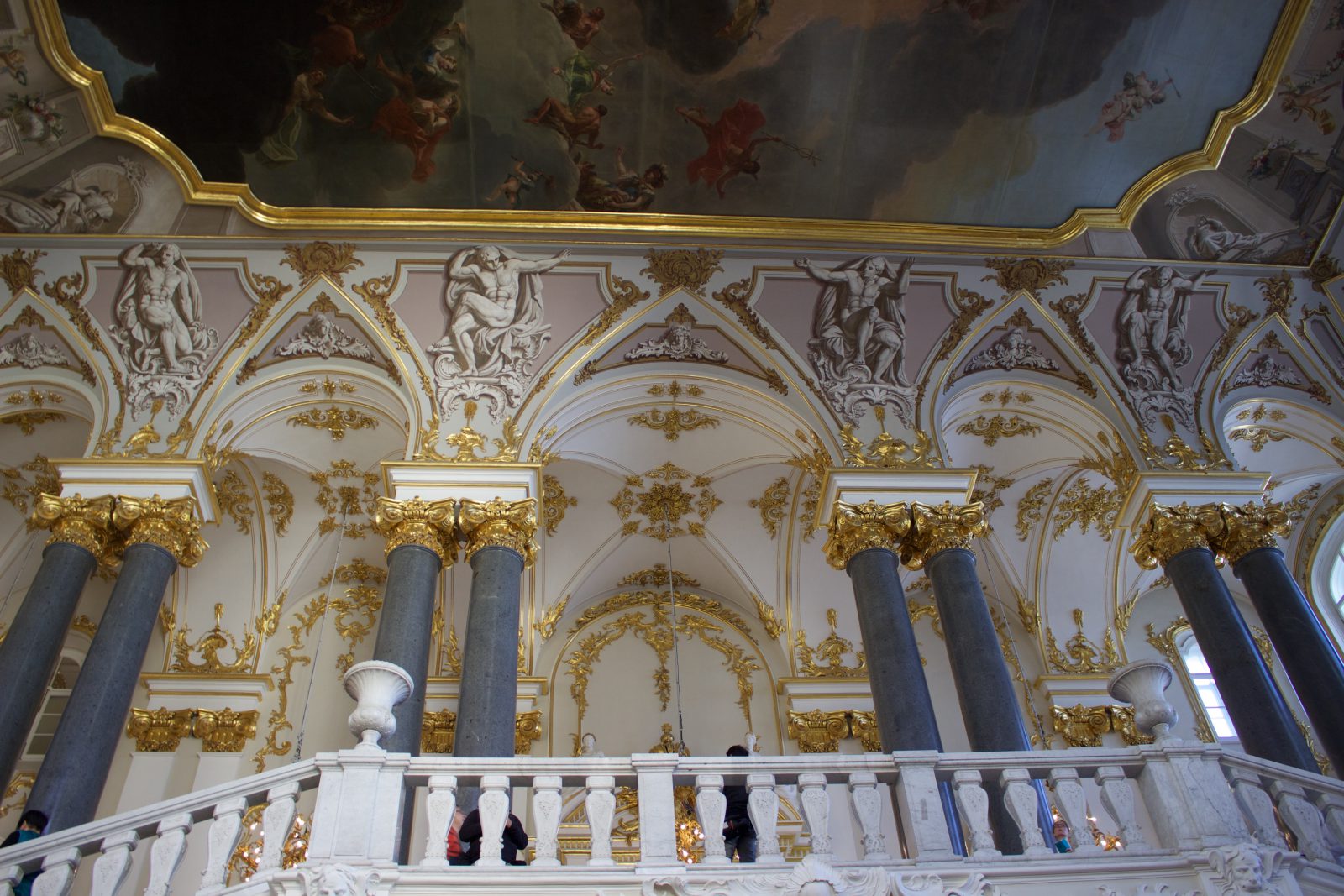 Saint Petersbourg Ermitage Escalier des Ambassadeurs