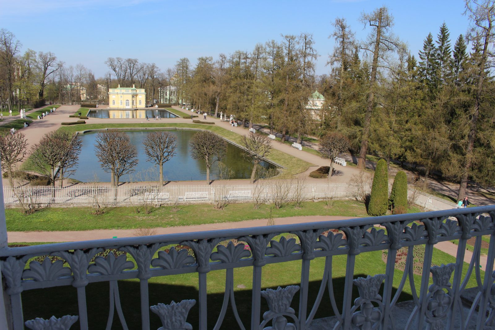 Russie - Tsarskoïé Selo vue du parc
