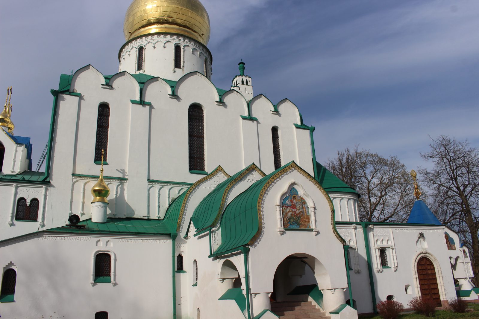 Russie La cathédrale Féodorovsky entrée 