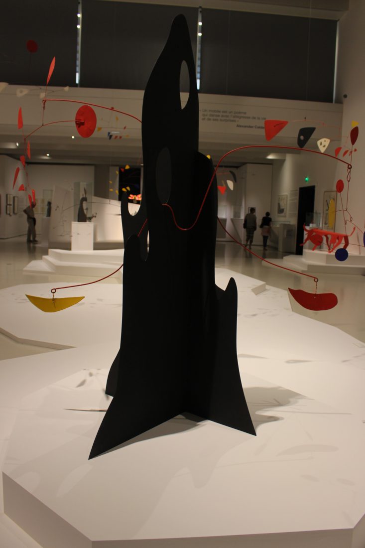 Calder - salle de mobiles Musée Soulages de Rodez