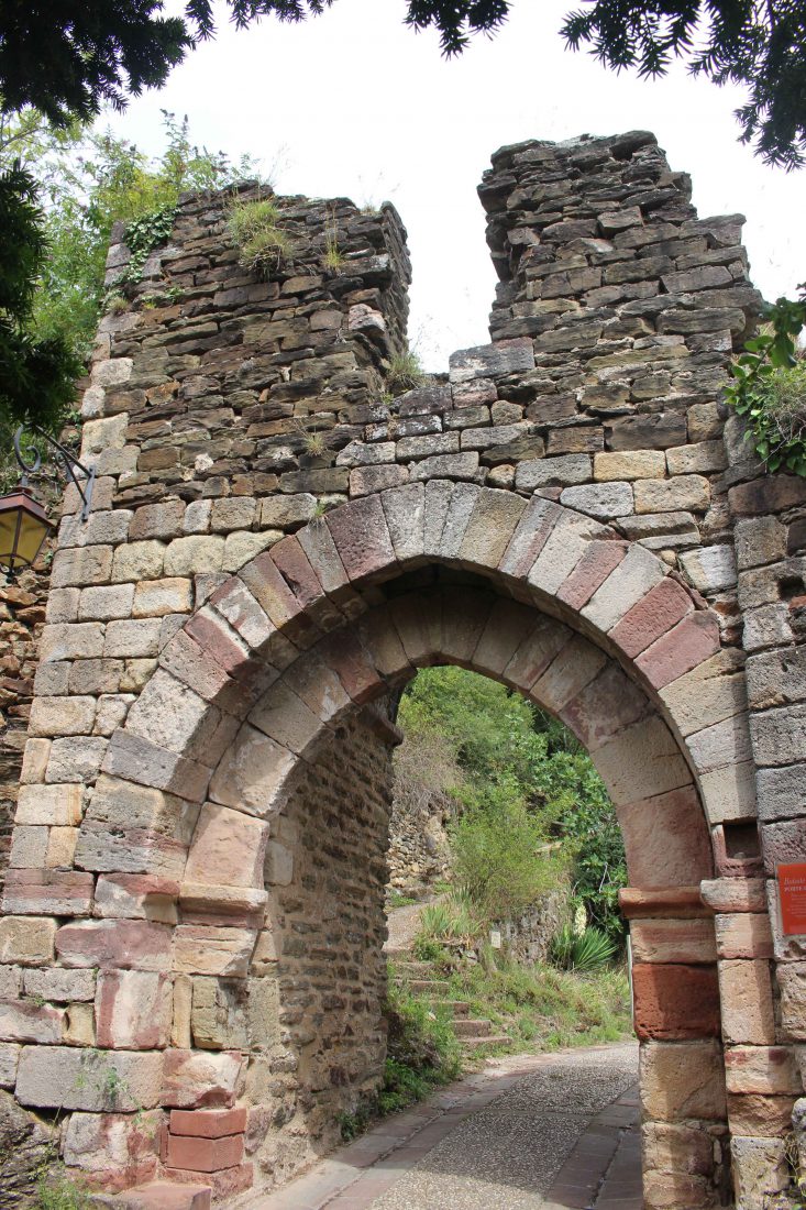 Najac, Aveyron, porte de la Pique