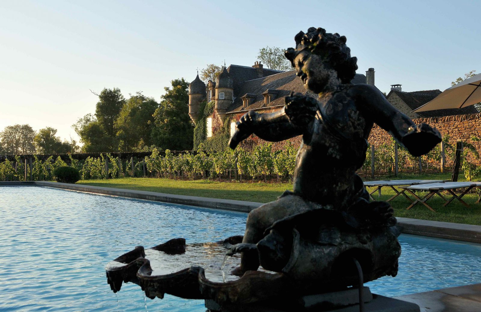 Aveyron Onet -le-Château Château de Labro la piscine