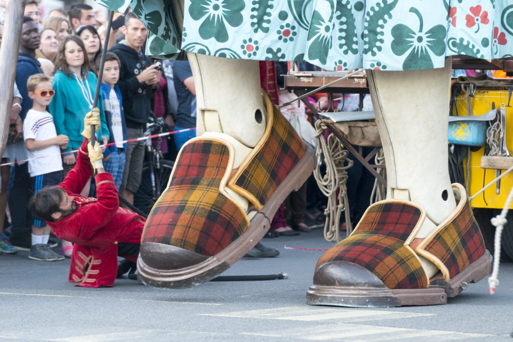 Nantes - Genève Les géants la Grand Mère