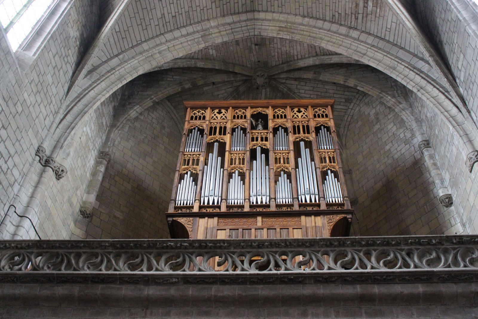 Villefranche-de Rouergue le buffet d'orgue 