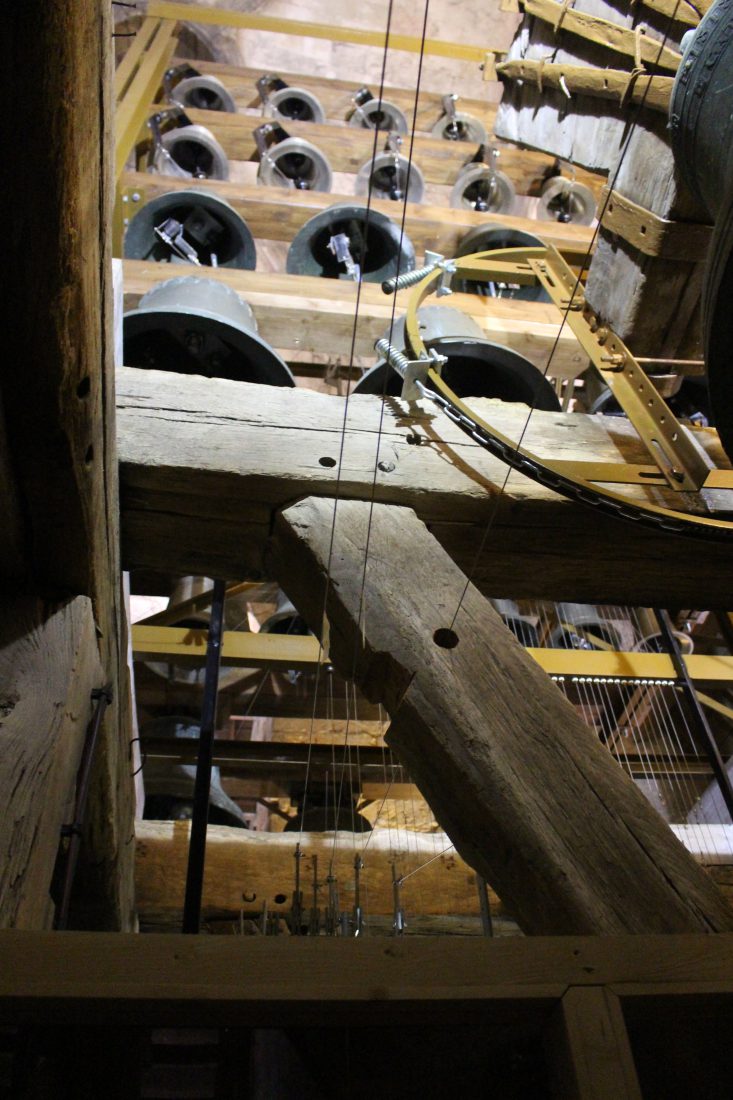 Villefranche-de Rouergue les cloches du carillon