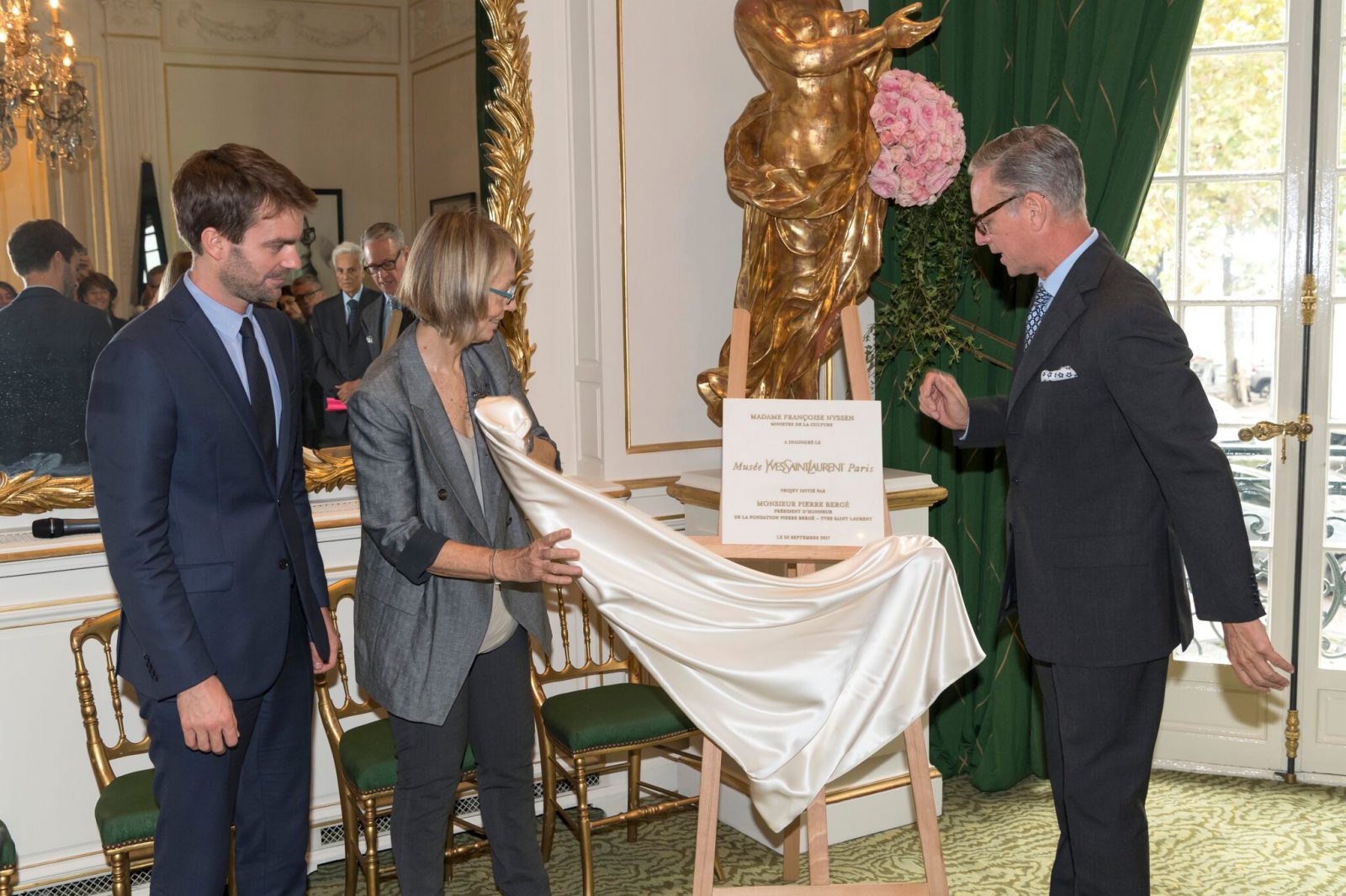 Musée Yves Saint Laurent Paris Inauguration / Luc Castel