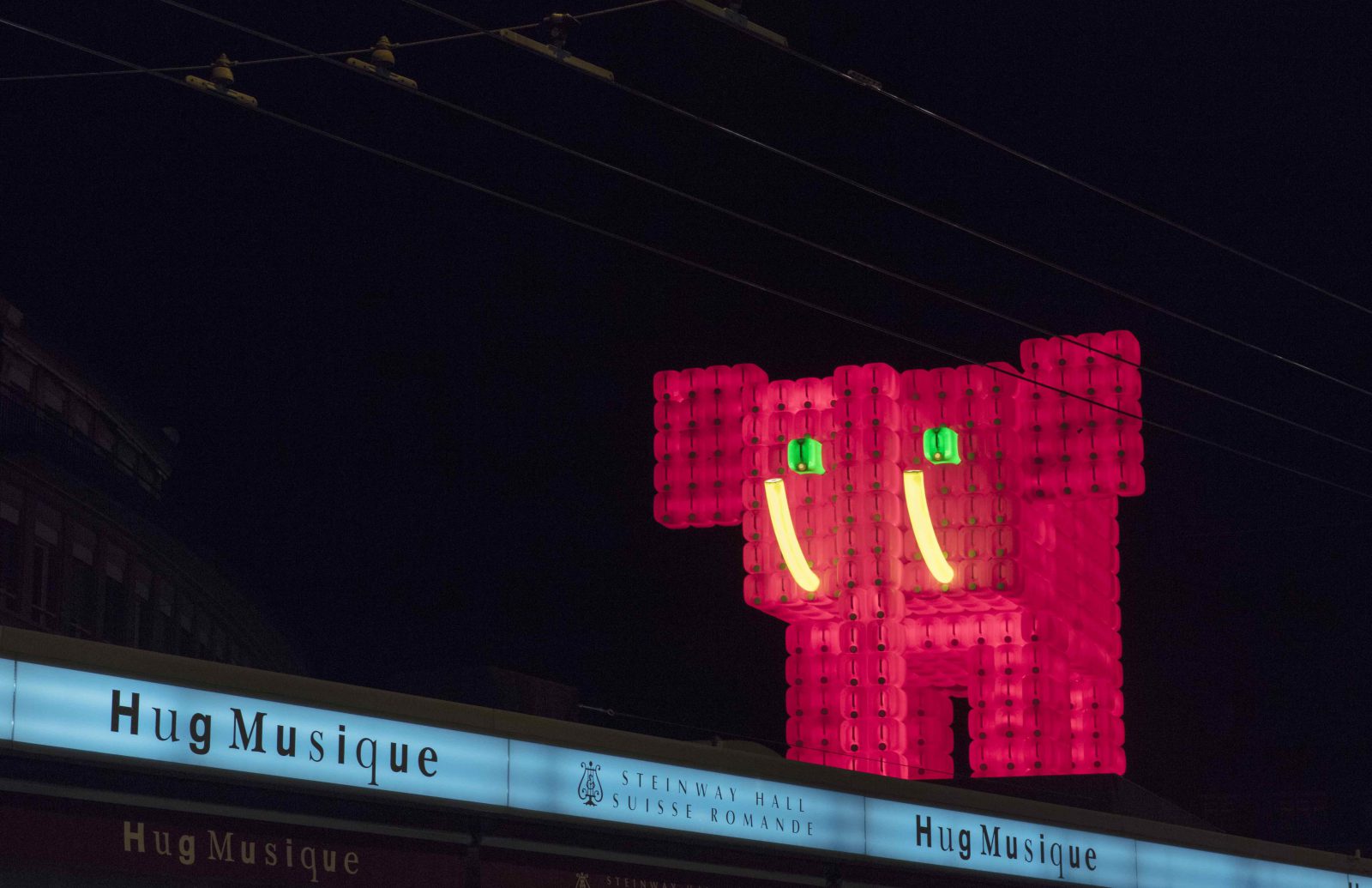 festival Lausanne lumières 2017 L'Eléphant rouge