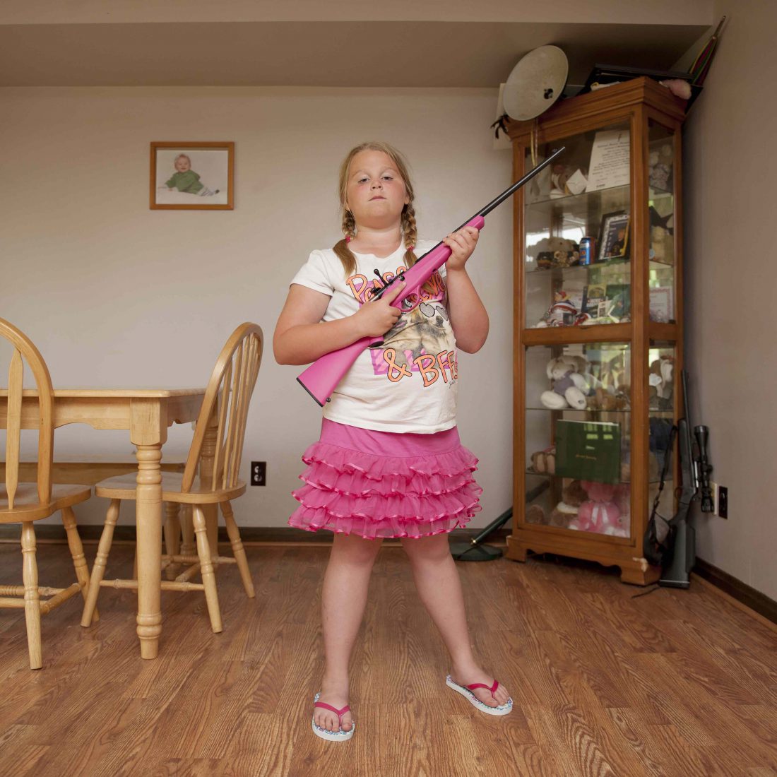 Mudac lausanne (Visuel : An Sofie Kesteleyn_My First Rifle_2013)