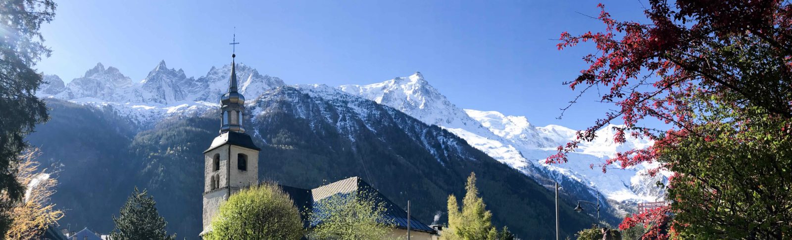 Chamonix panorama et église st Michel