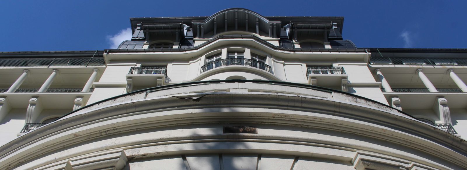 Chamonix façade du Majestic