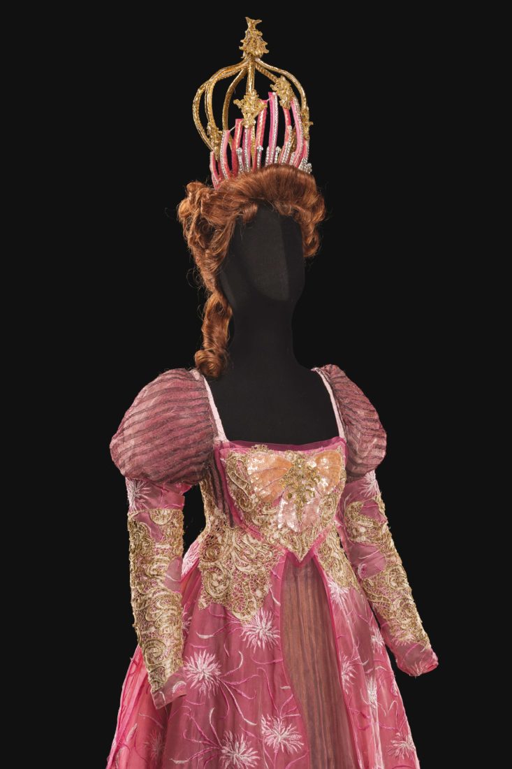 Costume de Philippe Binot pour le rôle de la Reine dans La Belle au bois dormant