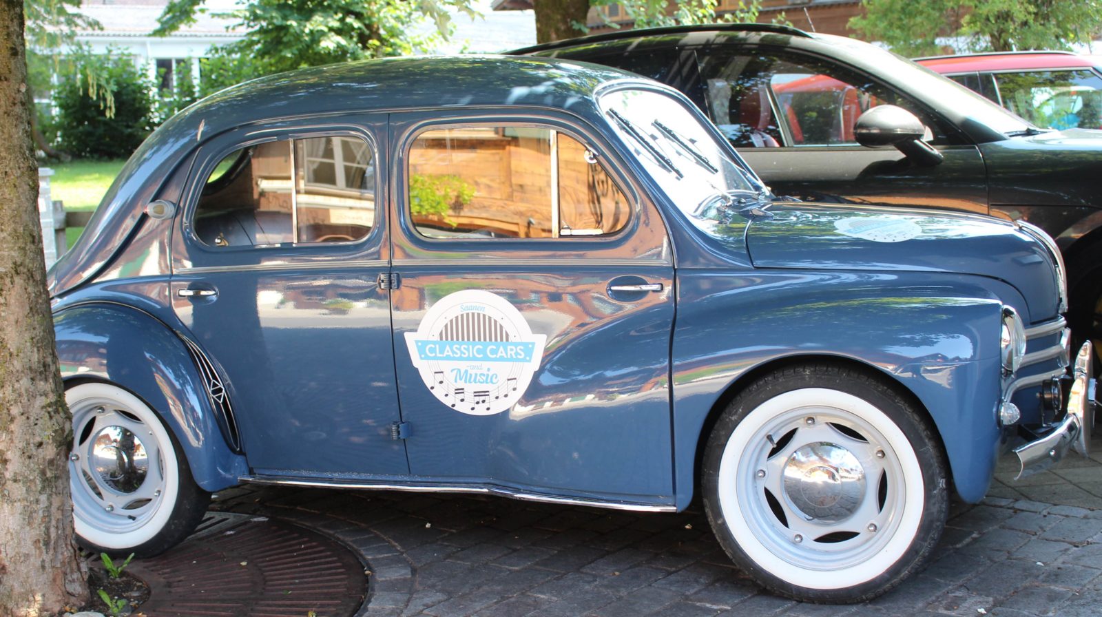 Classic Cars and Music Saanen 4CV