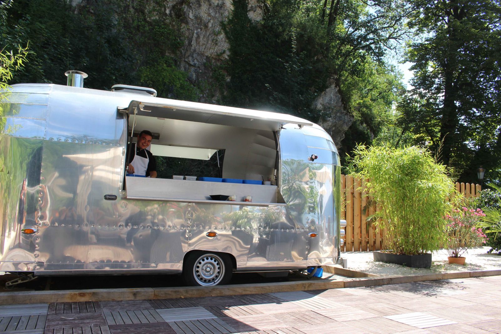 Le Palace de Menthon foodtruck à la plage