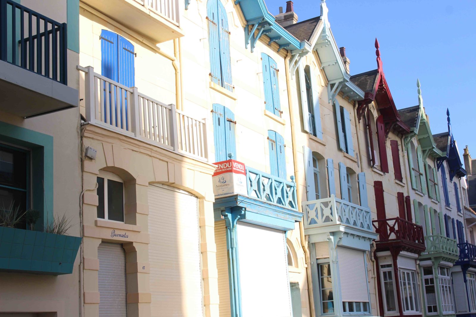 Wimereux maisons semblables teintes différentes