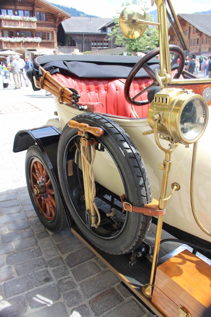 Saanen Classic Cars & Music 2018 détail automobile