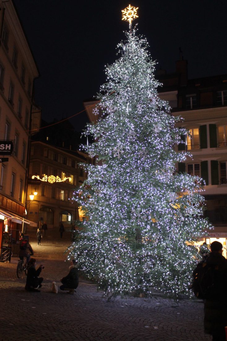 Sapin de la place Palud Bô Lausanne 