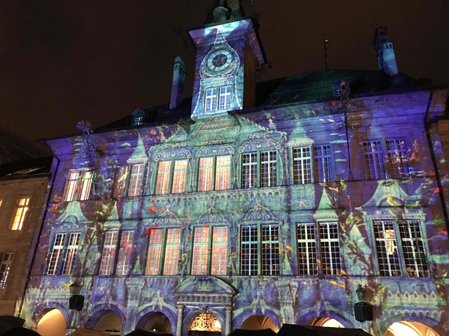 Bônoel Lausanne 2018 façade hotel de ville multicolore