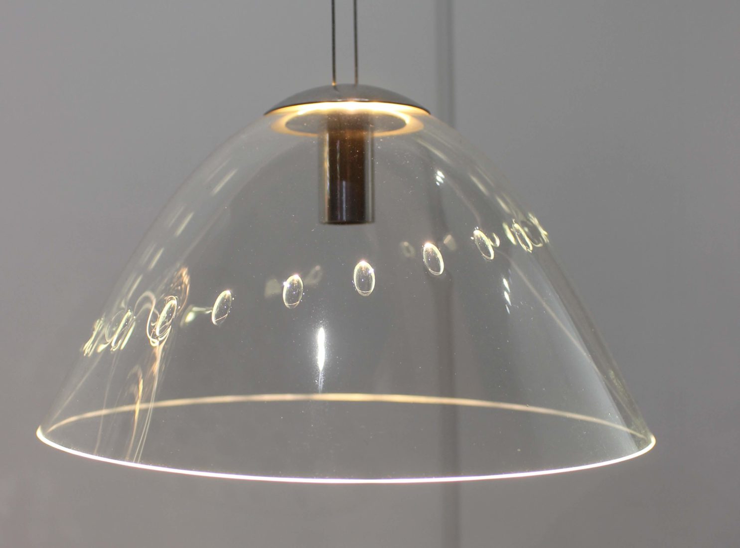 francoise Bolli luminaire guirlande points