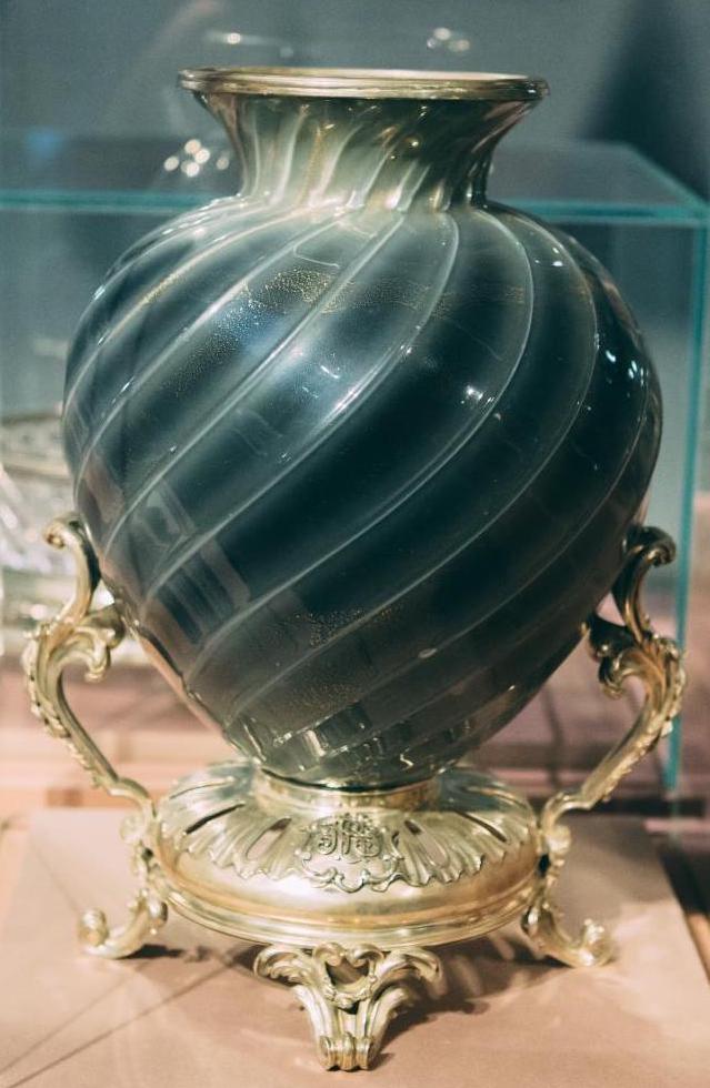 Exposition à Istra (Russie) Fabergé vase