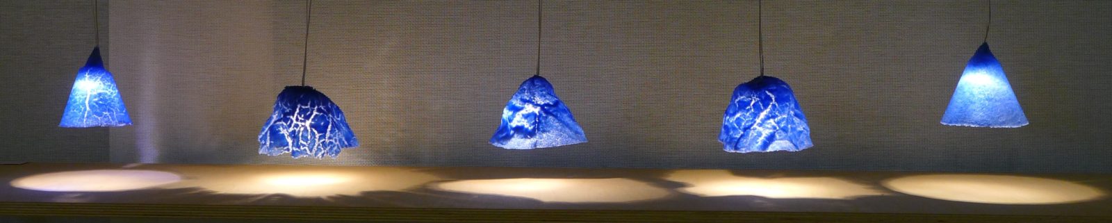 francoise Bolli luminaires bleu