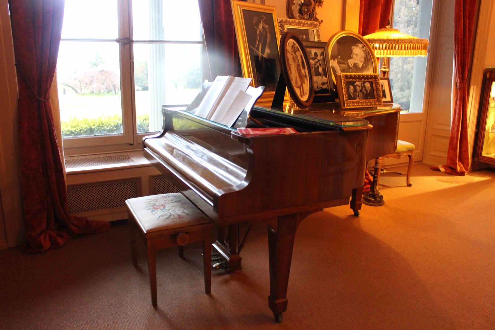 Manoir de Ban Corsier sur Vevey le piano de Charlie Chaplin 