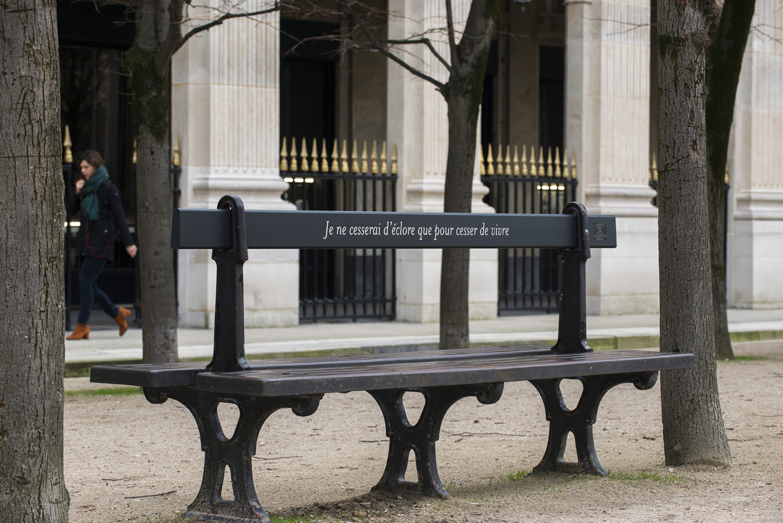 Banc avec citation de Colette Palais-Royal