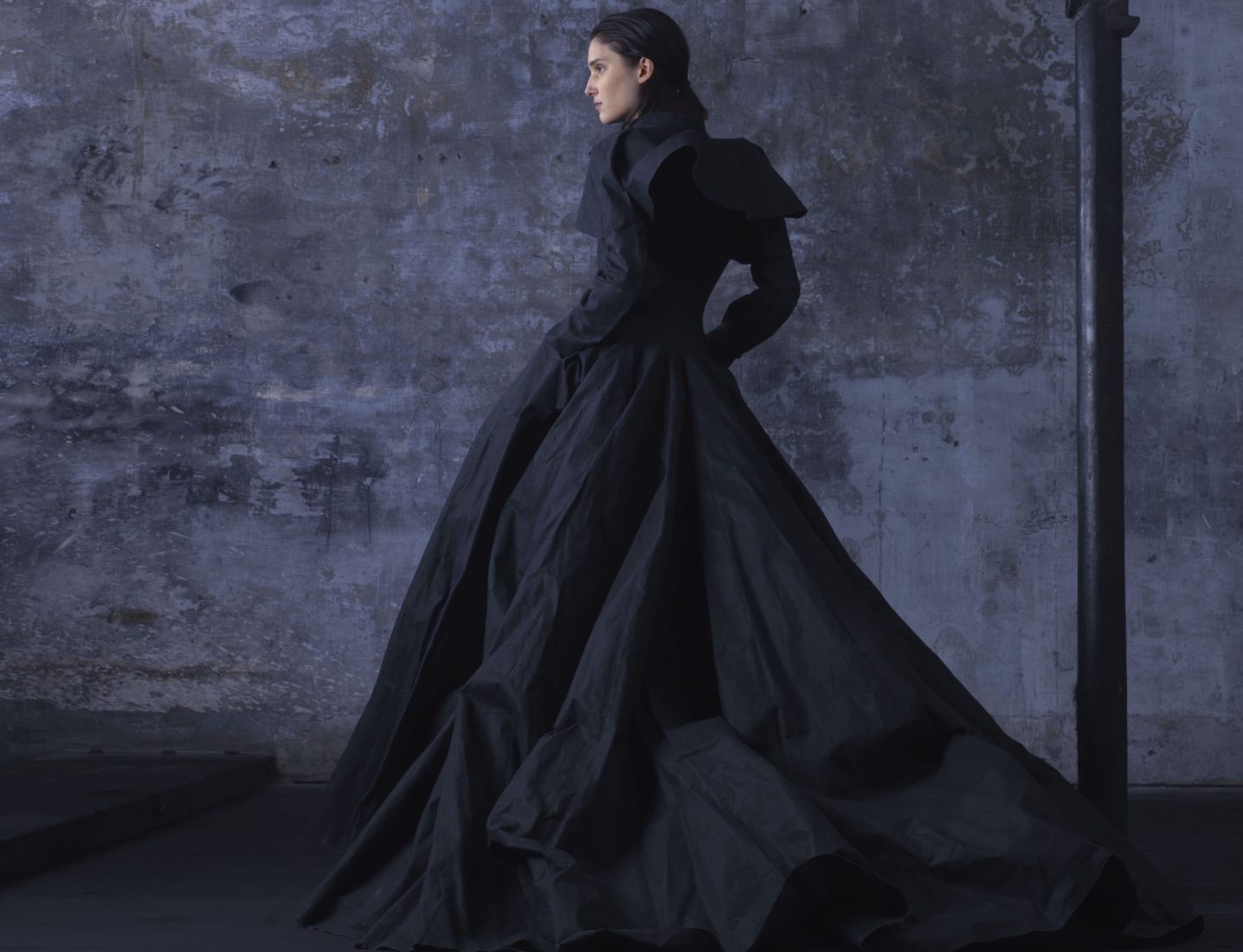 Calais Olivier Theyskens Manteau en lin enduit