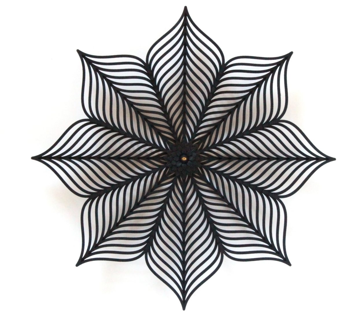 Calais cité dentelle et mode Dorothée Vantorre_Dark flower 3-2