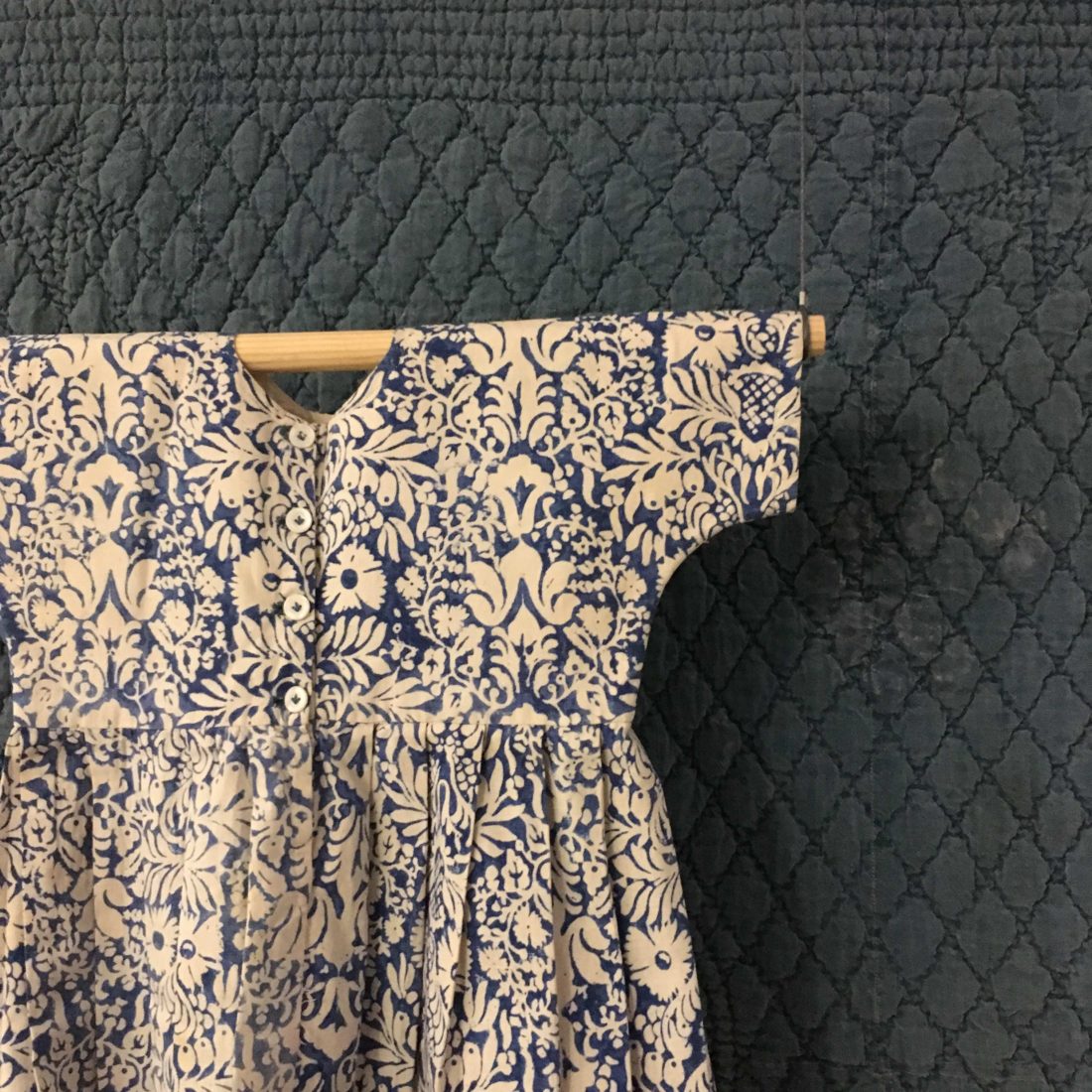 Musée de Bourgoin-Jallieu - Indigo tissus robe