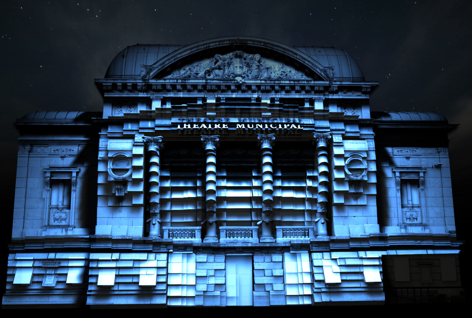 Bourg en Bresse théâtre bleu couleurs d'amour