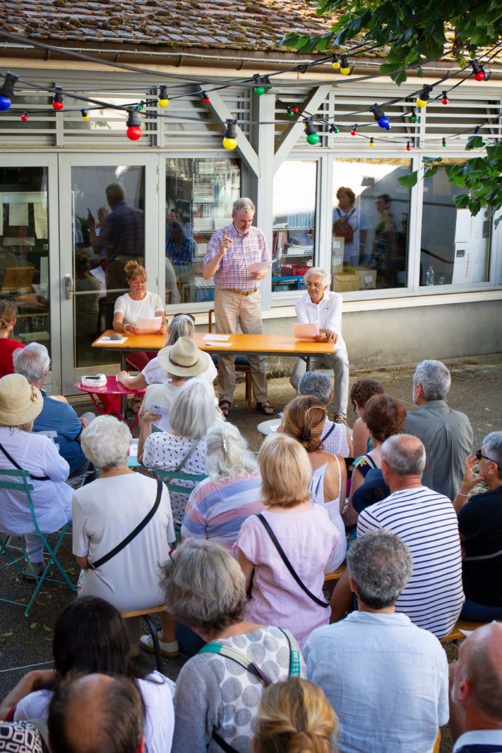 Fête à Voltaire 2019 Andrew Brown, Pierrette Litras et Roland Rougier. 