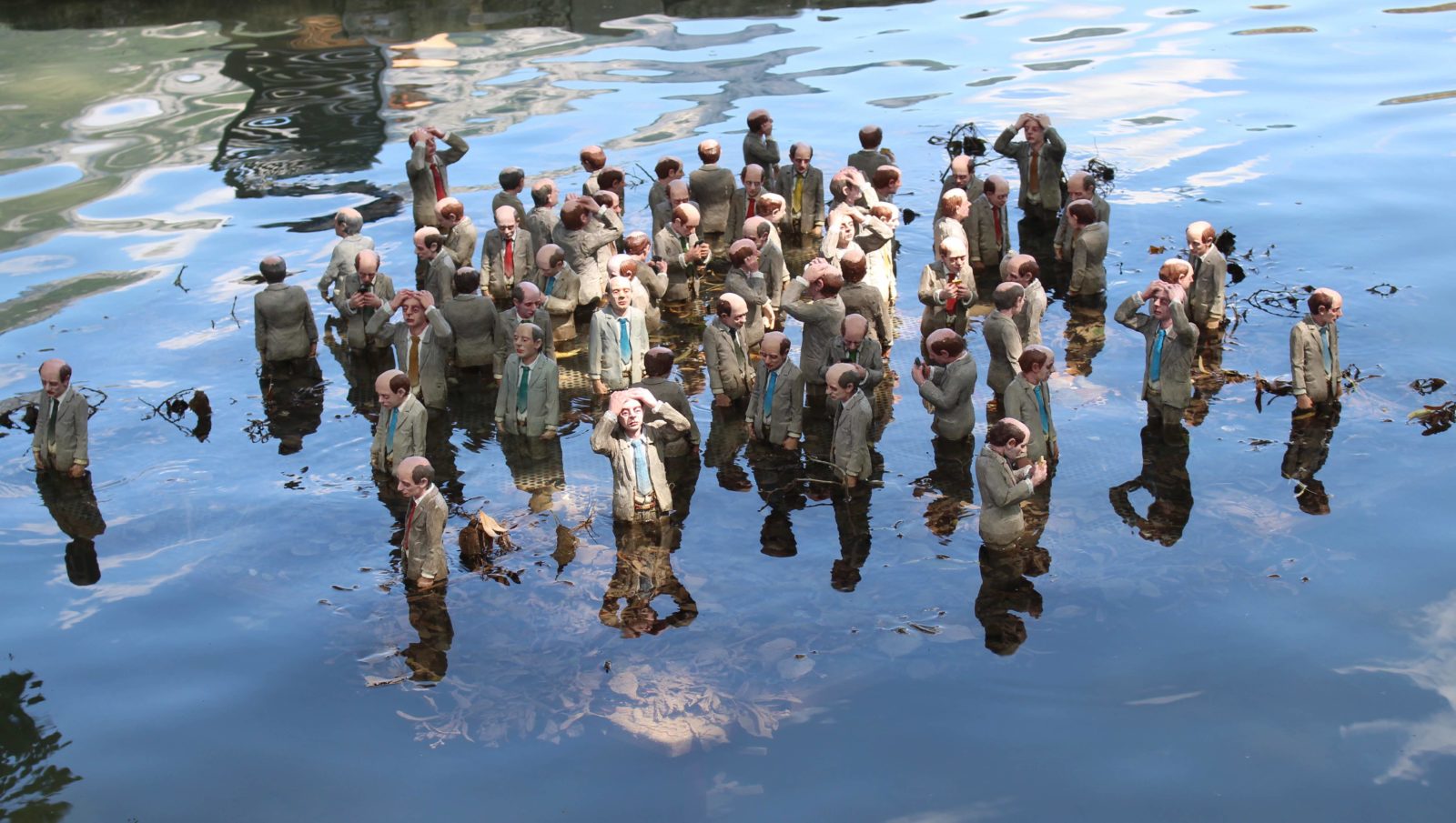 Annecy 2019 Follow the leaders - Isaac Cordal :