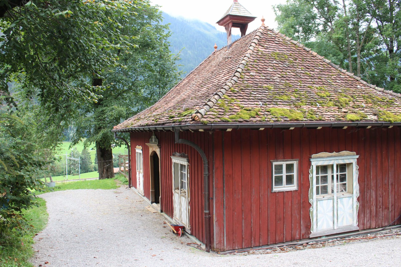 Rossinière le grand chalet de Balthus l'écurie