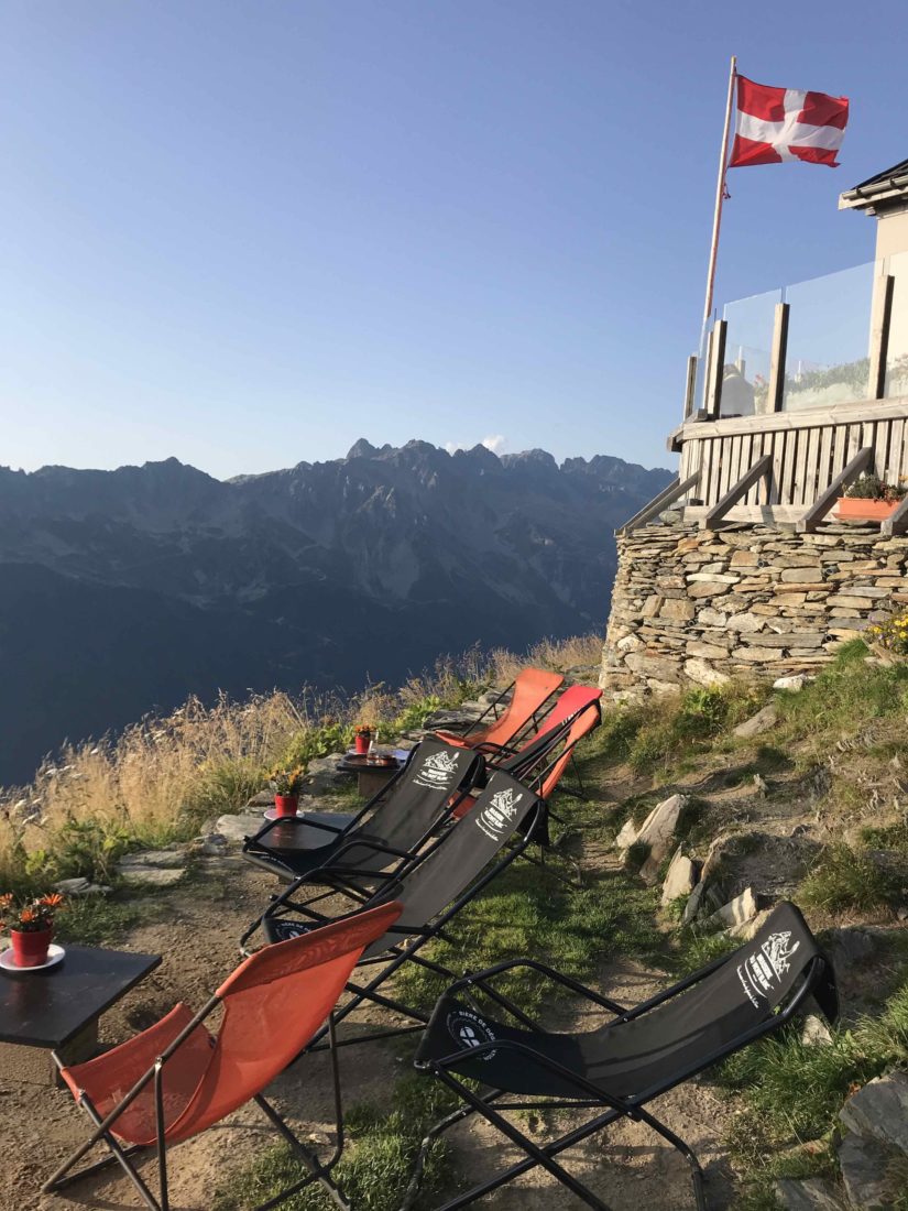 Refuge du Plan de l'Aiguille terrasse repos