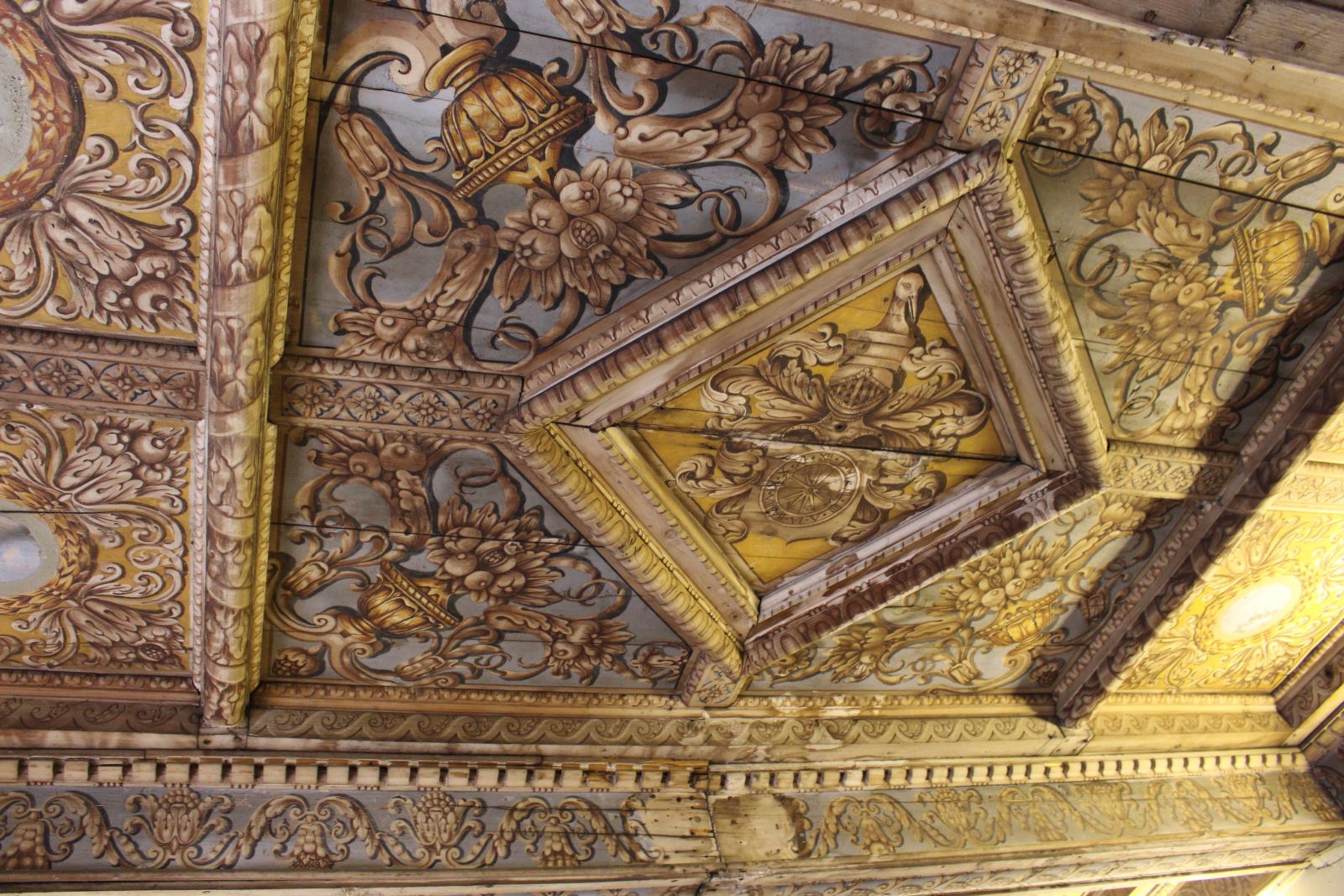 Archives municipales de Dijon plafond peint