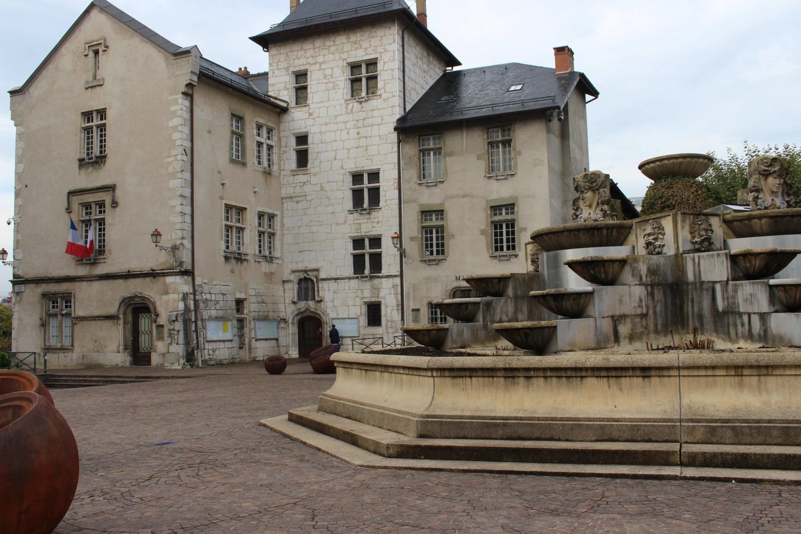  Aix les Bains la mairie