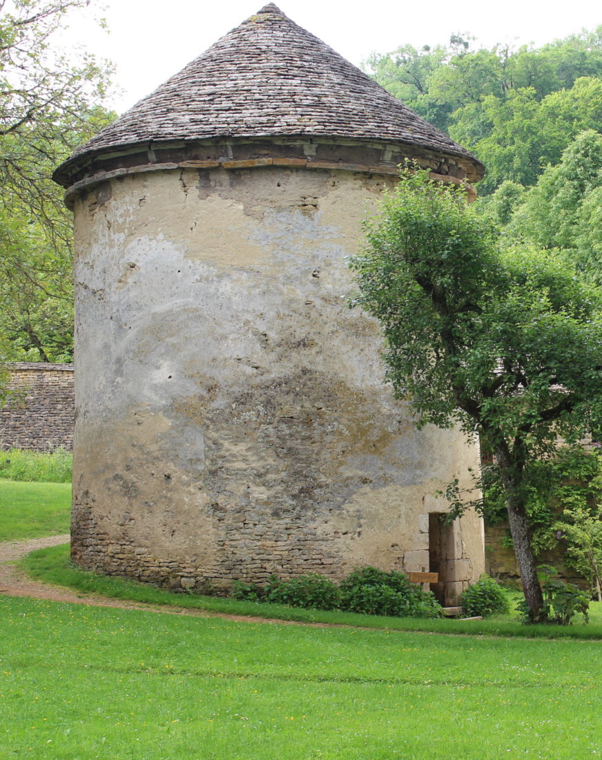 Pigeonnier du Château de Bussy-Rabutin - extérieur