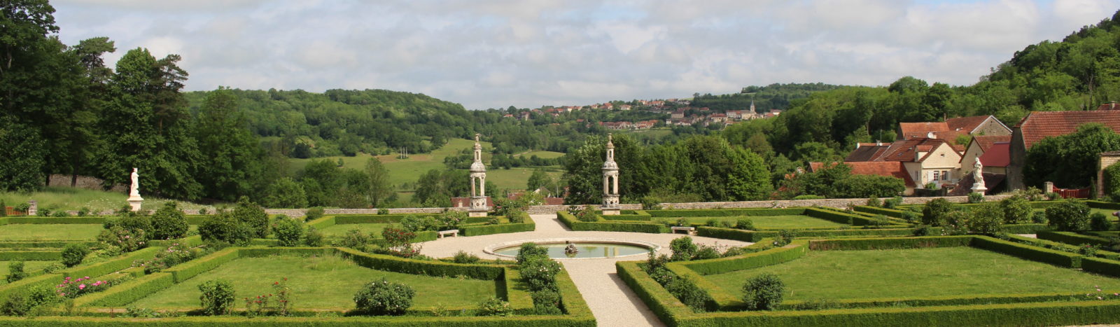 Bussy-Rabutin Vue du parc