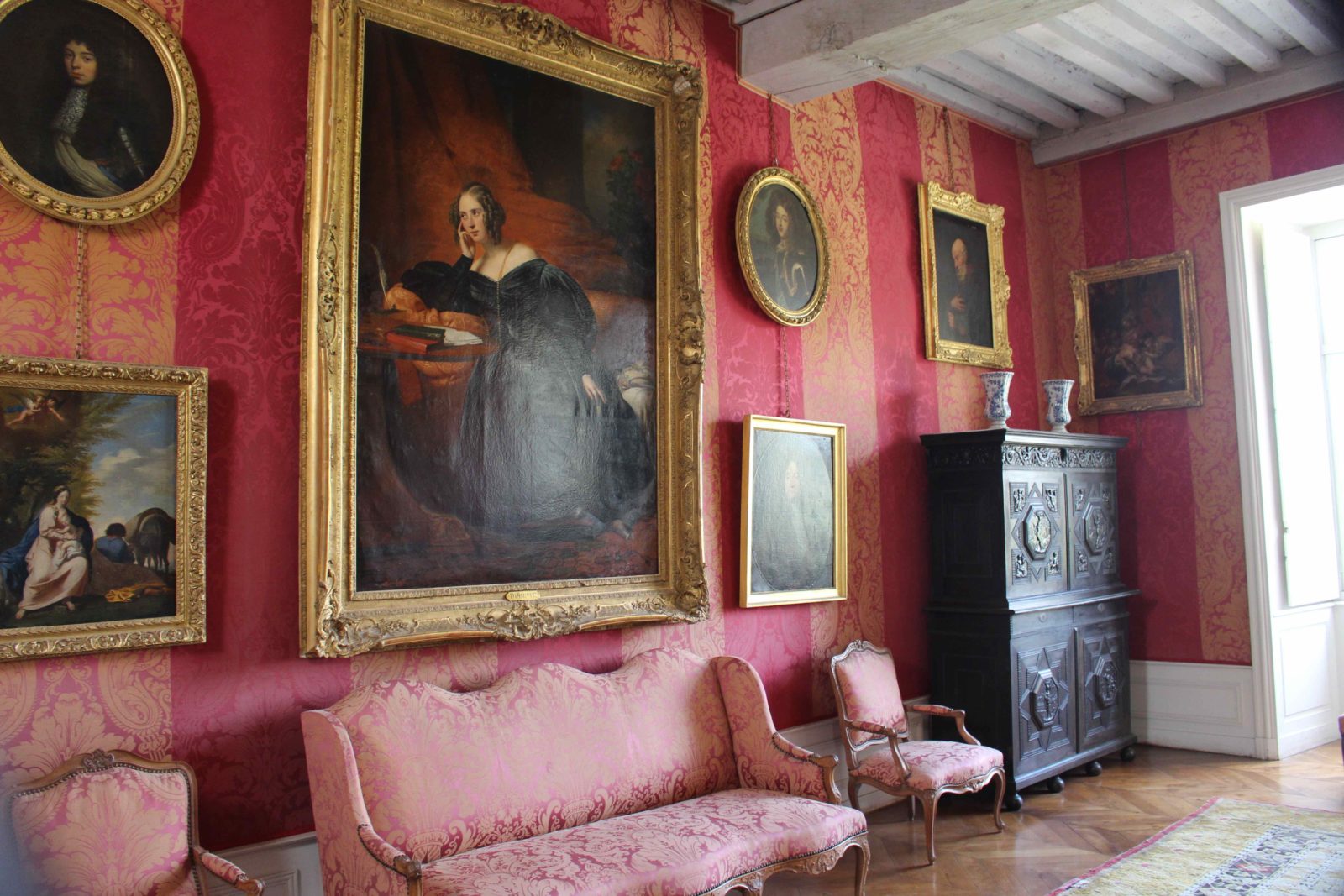 Château de Bussy-Rabutin salon 