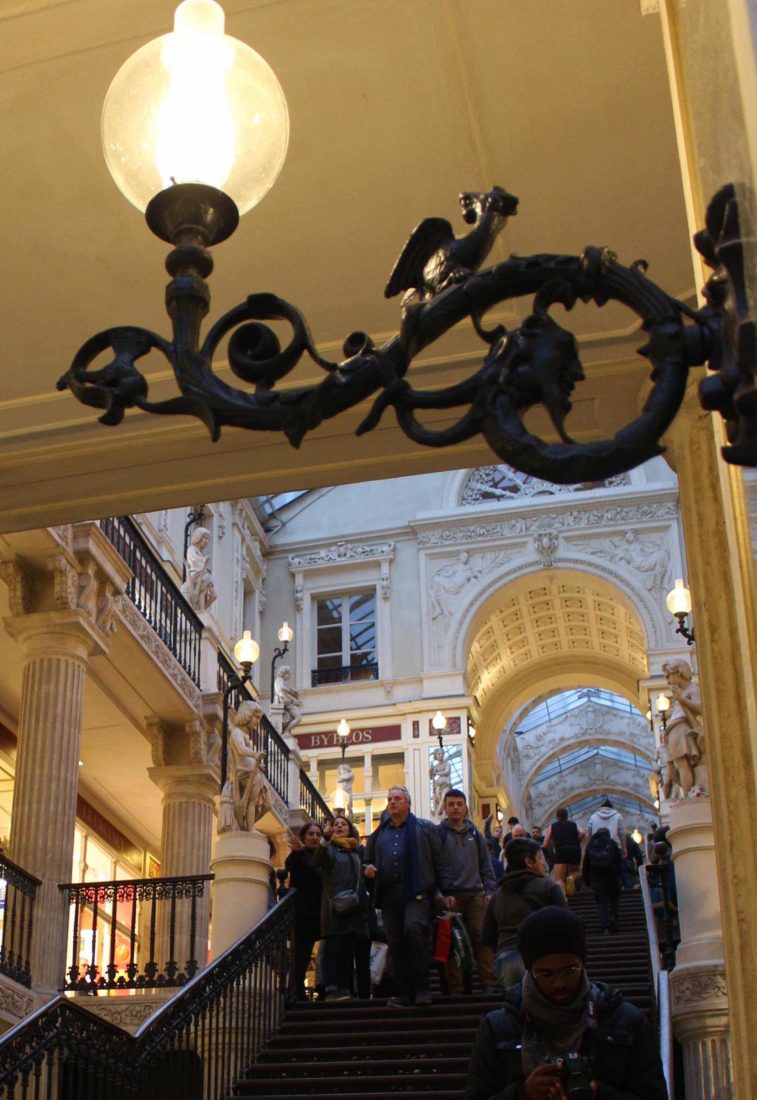 Nantes passage Pommeraye éclairage