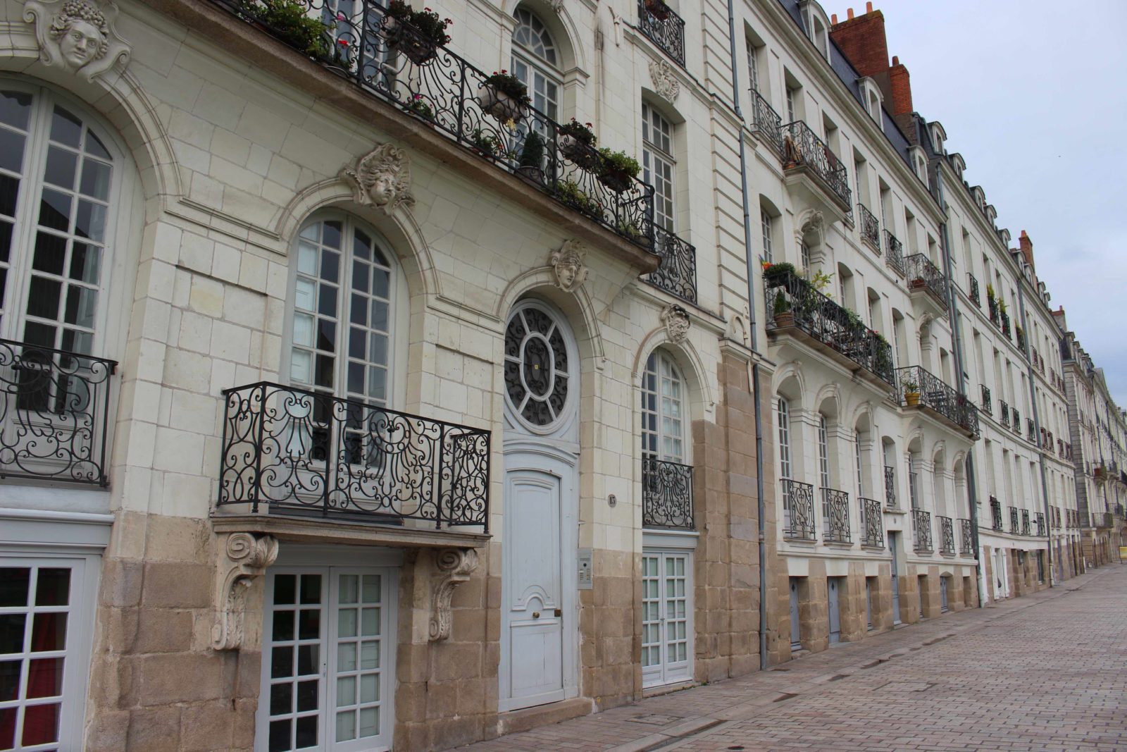 Nantes, façade quai de la Fosse